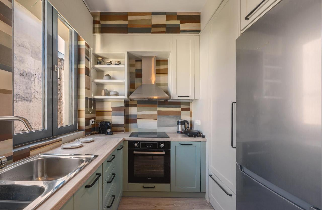Enigma, A Lux And Boho City Apartment Downtown Preveza Exterior photo